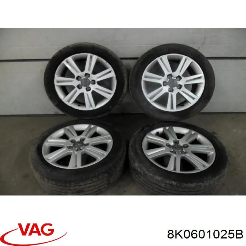 Discos de roda de aleação ligeira (de aleação ligeira, de titânio) VAG 8K0601025B preço, a partir de 162,02 USD