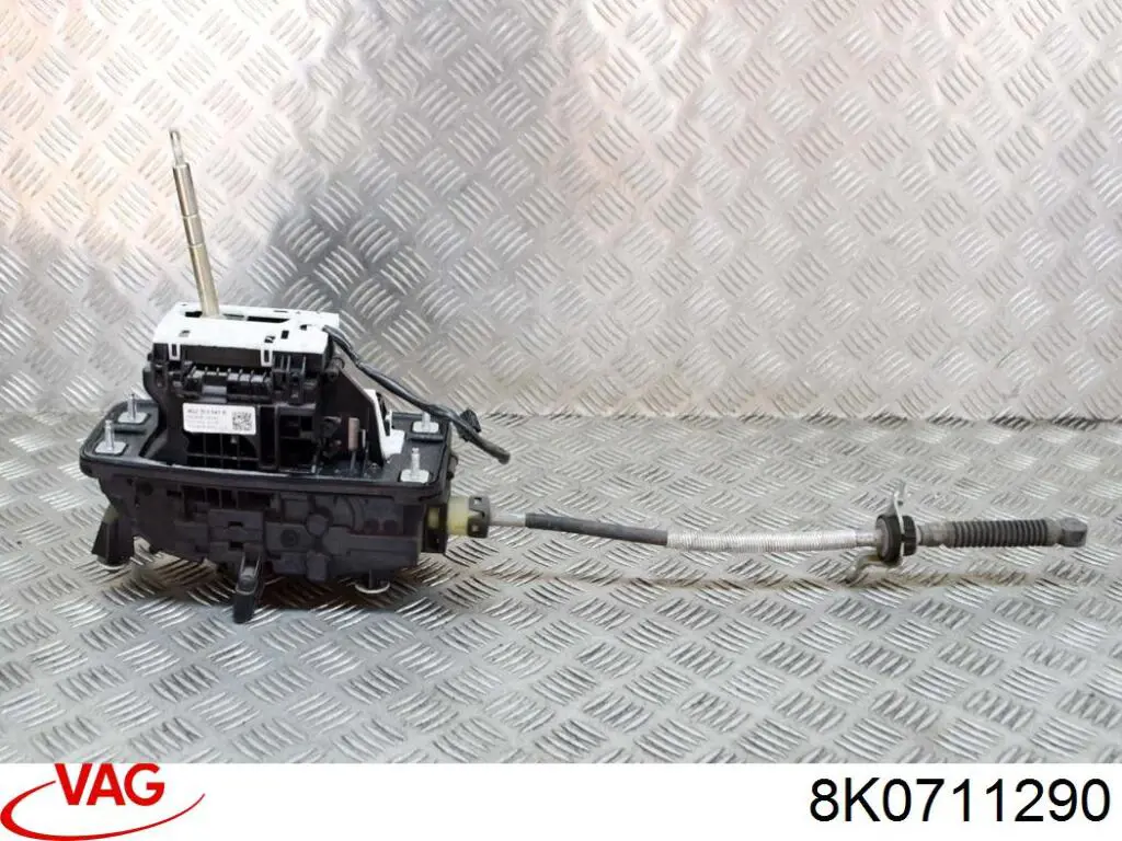 8K0711290 VAG 