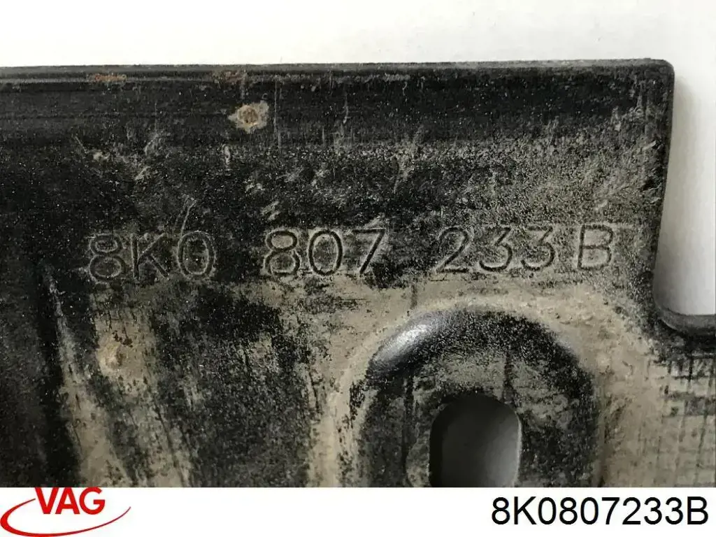 Proteção do pára-choque dianteiro VAG 8K0807233B preço, a partir de 45,85 USD