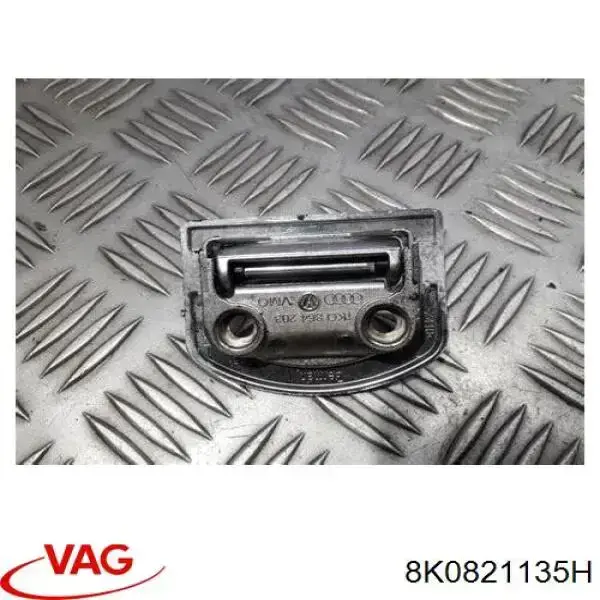 Consola dianteira de fixação do pára-lama dianteiro esquerdo VAG 8K0821135H preço, a partir de 46,03 USD