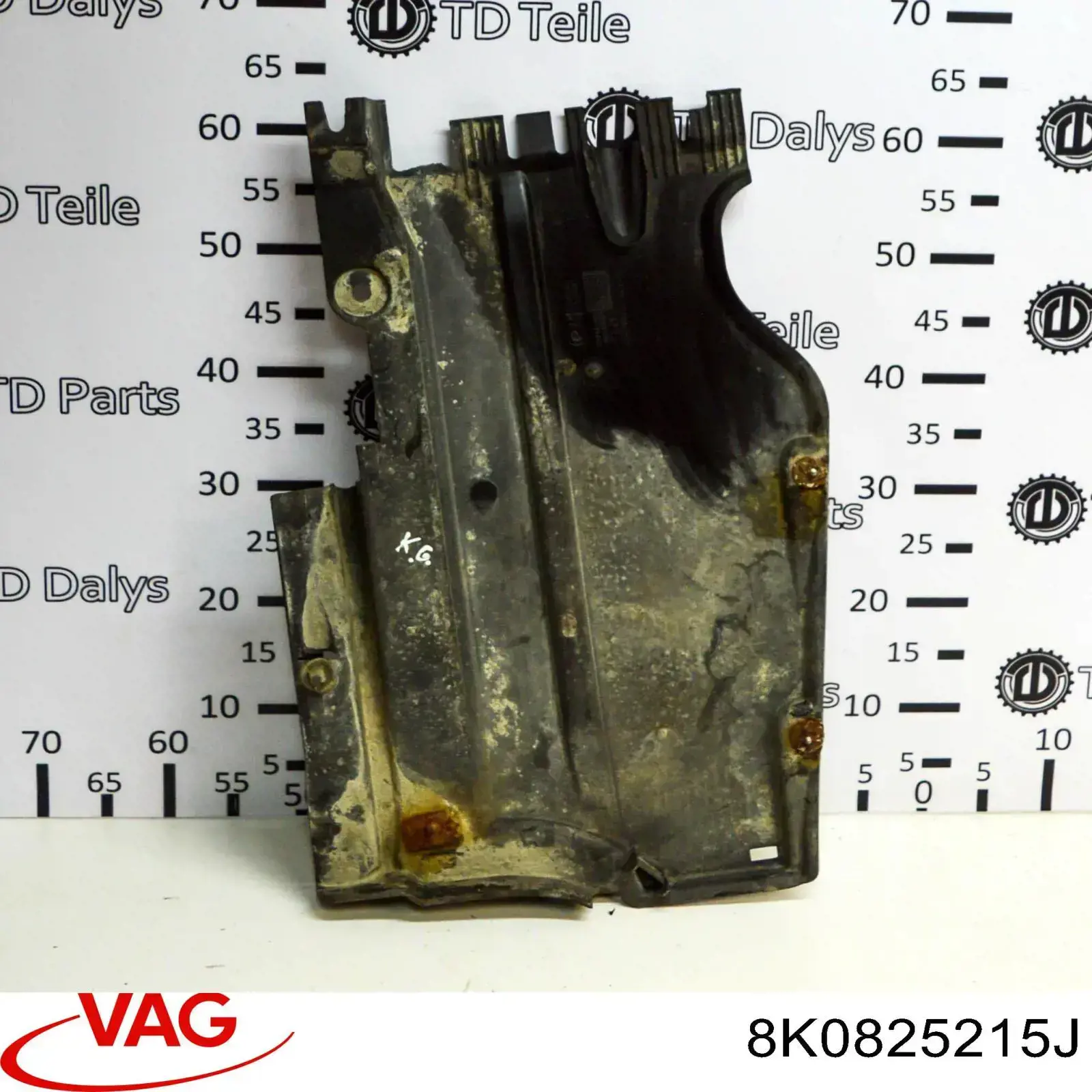 Proteção de fundo traseira esquerda VAG 8K0825215J preço, a partir de 103,06 USD
