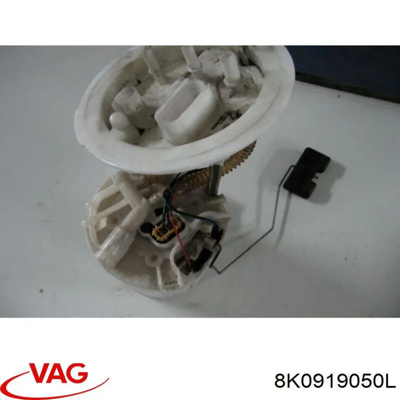 8K0919050L VAG Módulo de bomba de combustível com sensor do nível de combustível