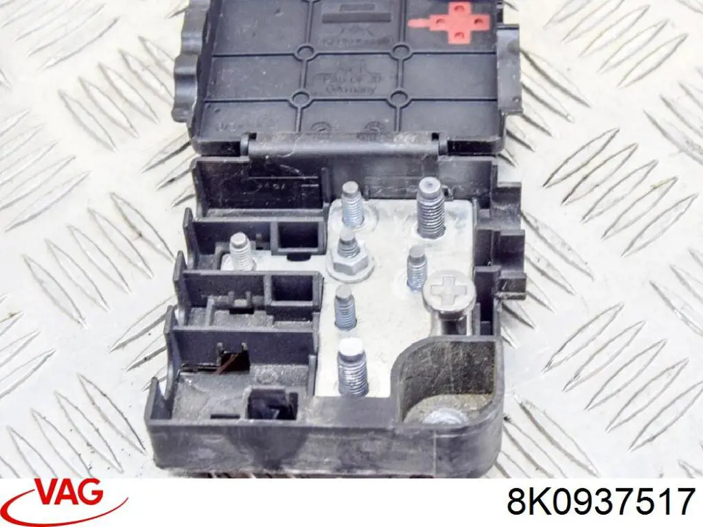  VAG 8K0937517
