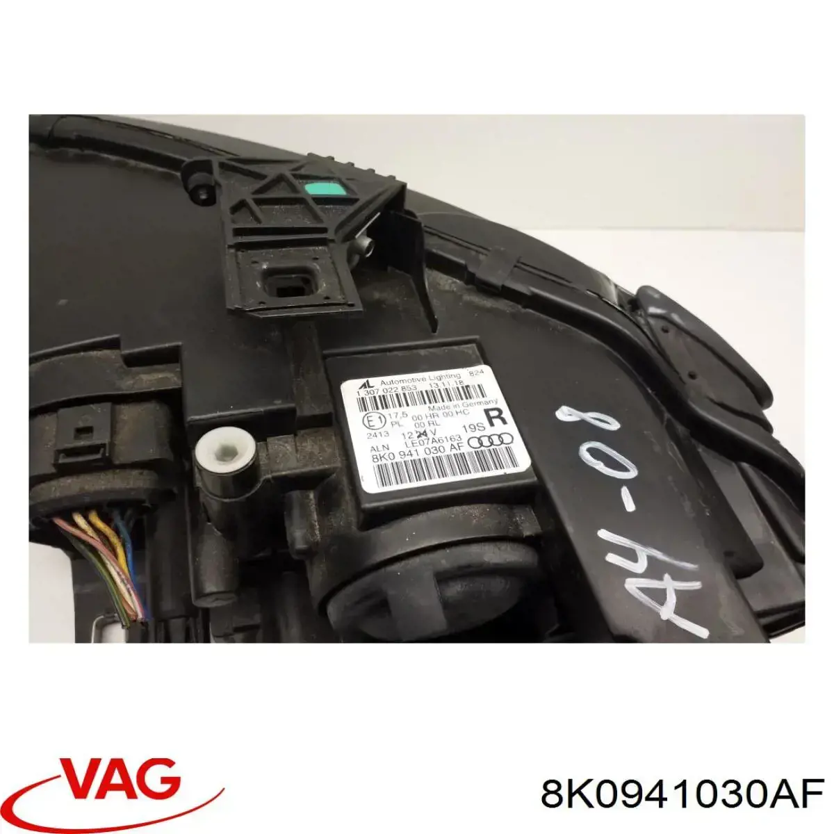 Compre 8K0941030AF VAG Luz direita