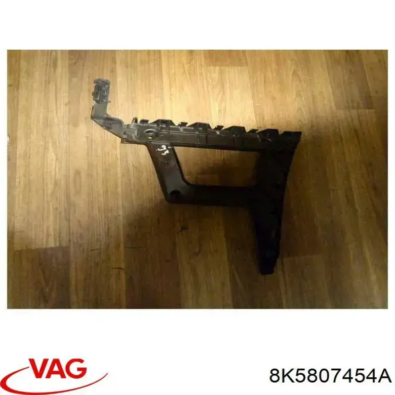 Guia direita do pára-choque traseiro VAG 8K5807454A preço, a partir de 17,56 USD