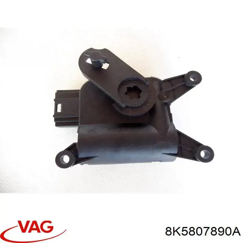 8K5807890 VAG Consola direita do pára-choque traseiro