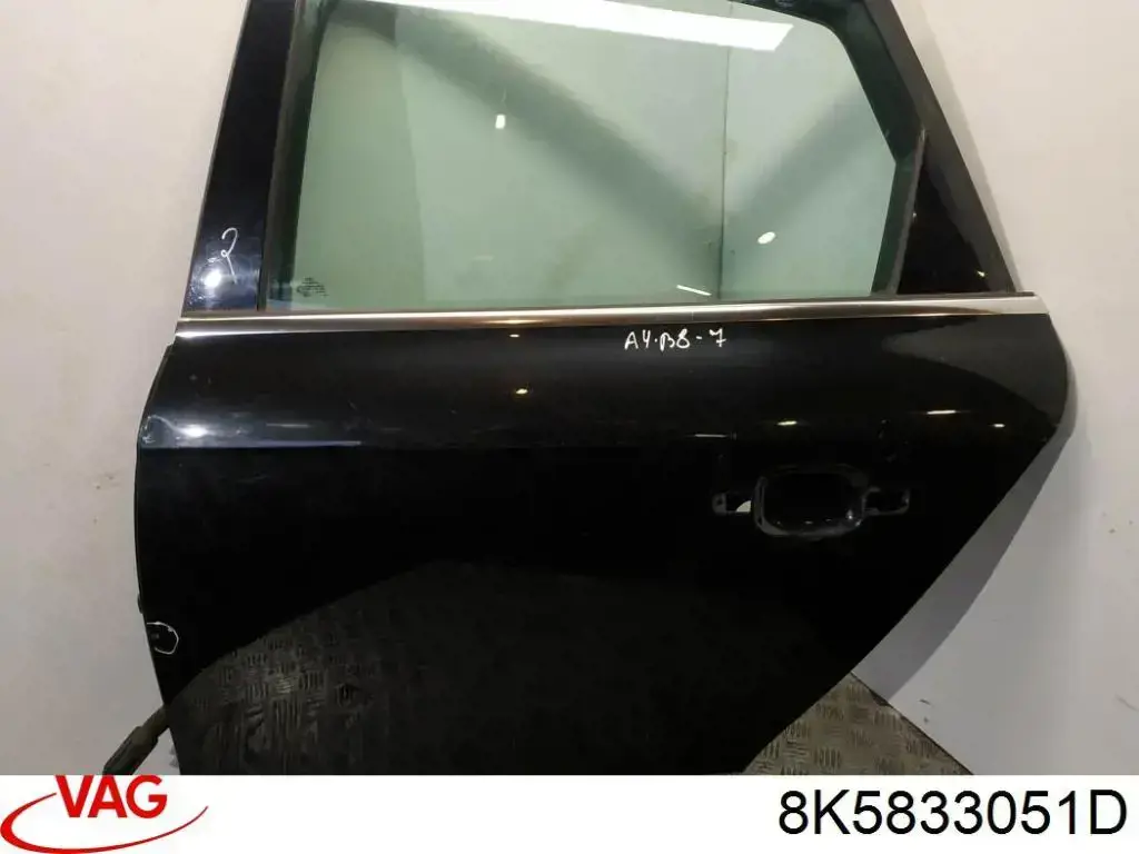 8K5833051D VAG Porta traseira esquerda