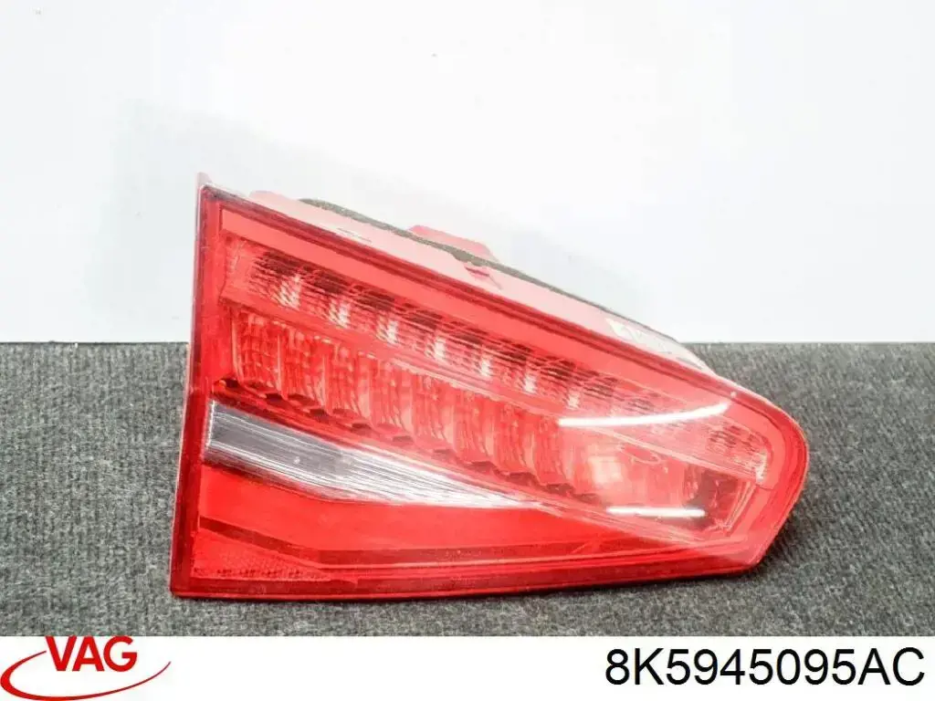 8K5945095AC VAG Lanterna traseira esquerda externa
