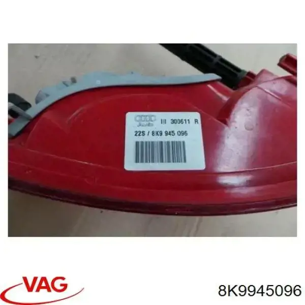 8K9945096 VAG Lanterna traseira direita externa
