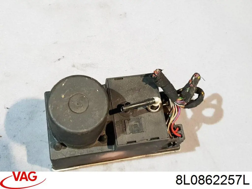 8L0862257L VAG Bomba do sistema pneumático de carroçaria
