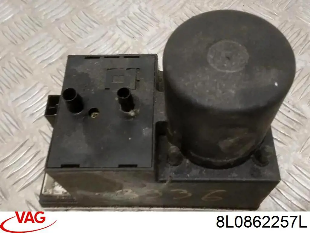 Compre 8L0862257L VAG Bomba do sistema pneumático de carroçaria