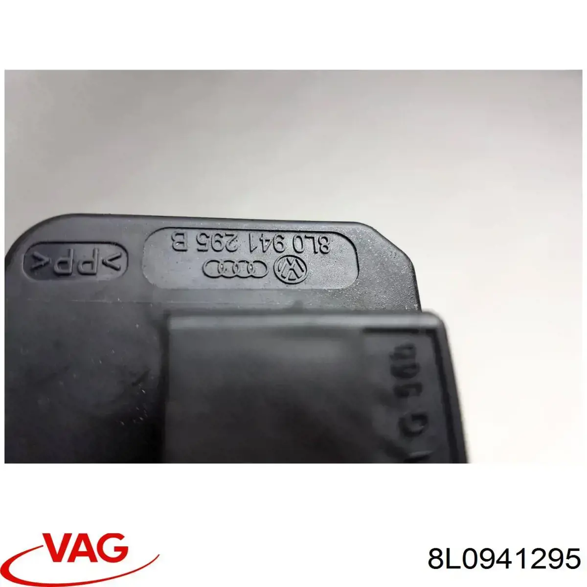 8L0941295 VAG Corretor da luz