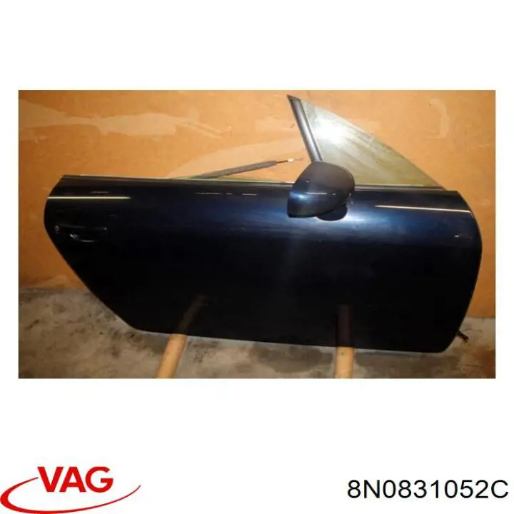 Porta dianteira direita VAG 8N0831052C preço, a partir de 187,28 USD