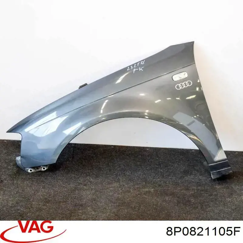 Compre 8P0821105F VAG Pára-lama dianteiro esquerdo