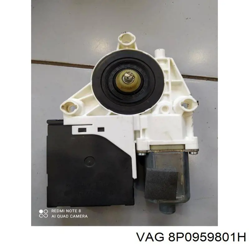 Motor de acionamento de vidro da porta dianteira esquerda VAG 8P0959801H preço, a partir de 105,56 USD
