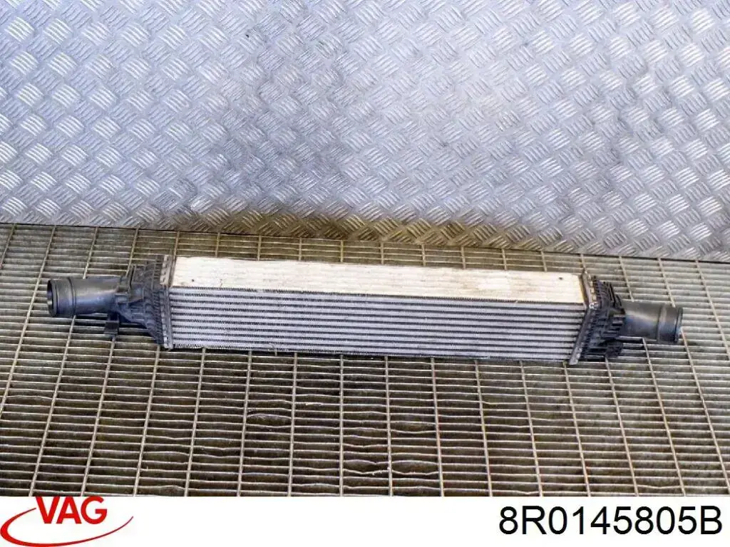 Radiador de intercooler VAG 8R0145805B preço, a partir de 1613,19 USD