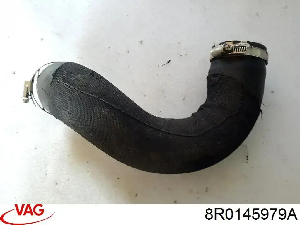 8R0145979A VAG Mangueira (cano derivado) de intercooler