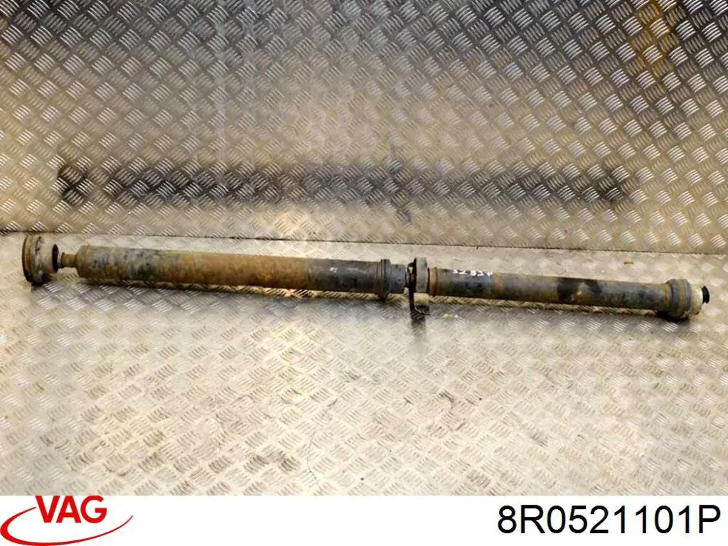 Compre 8R0521101P VAG Junta universal traseira montada