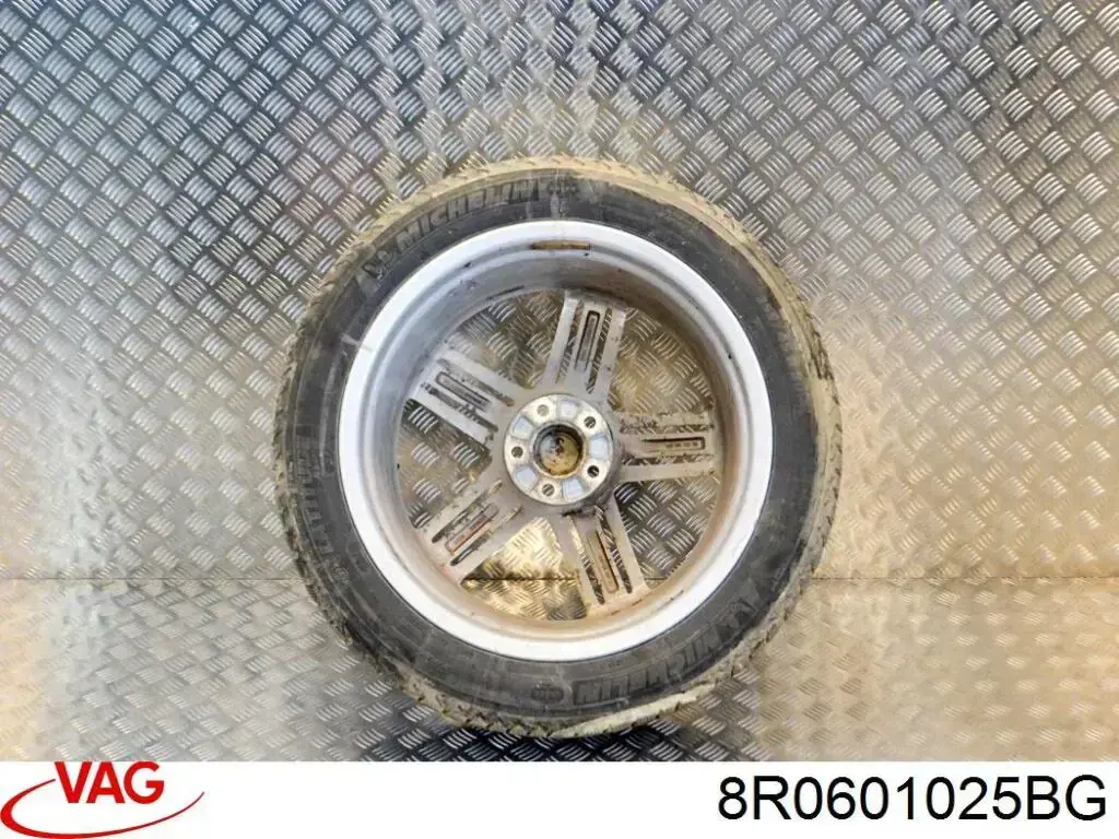 8R0601025BG VAG Discos de roda de aleação ligeira (de aleação ligeira, de titânio)