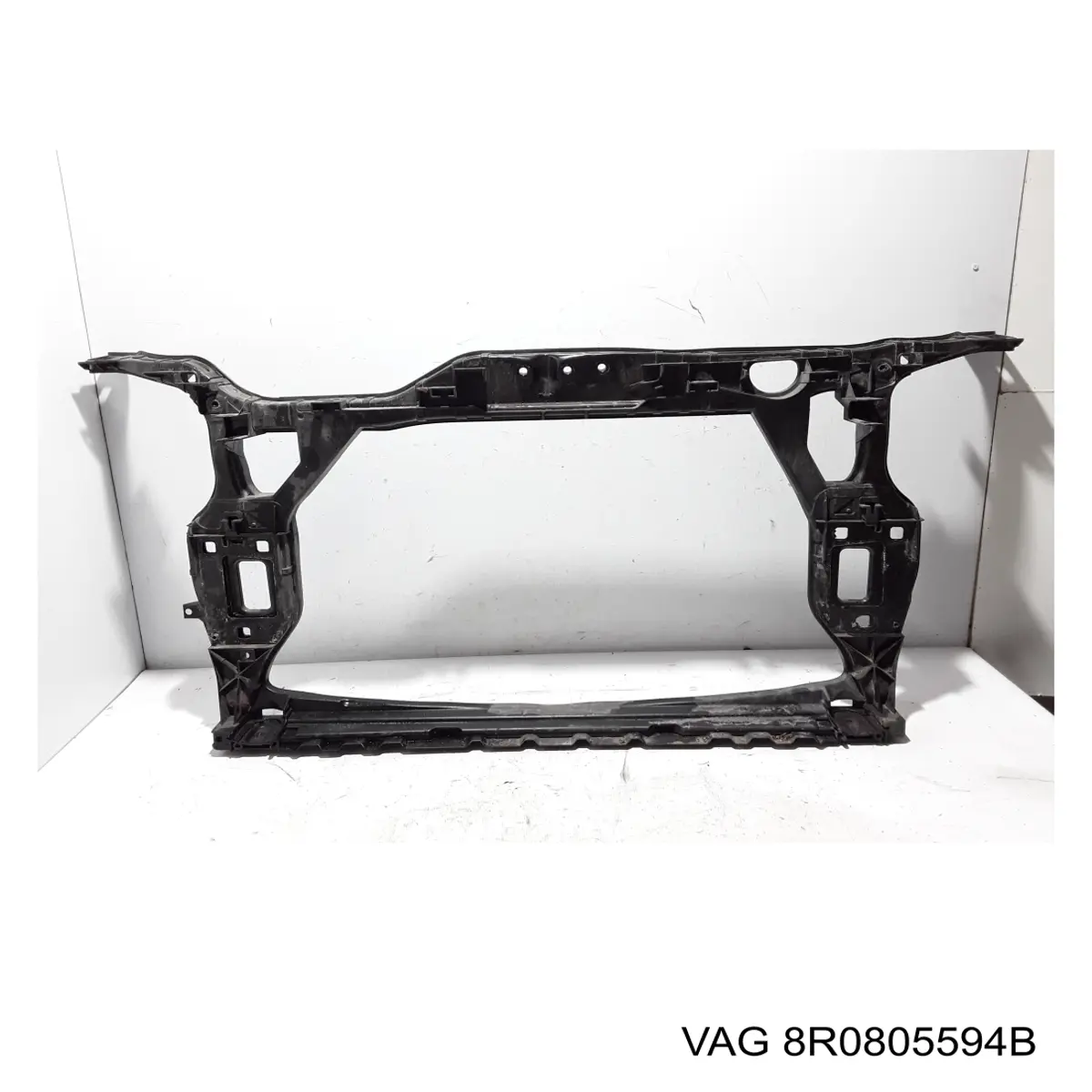 Suporte do radiador montado (painel de montagem de fixação das luzes) VAG 8R0805594B preço, a partir de 127,10 USD