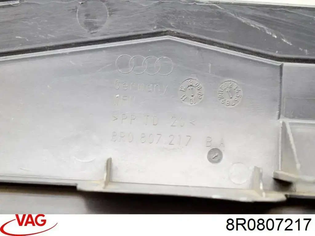 8R0807217 VAG Conduto de ar (defletor) inferior do radiador
