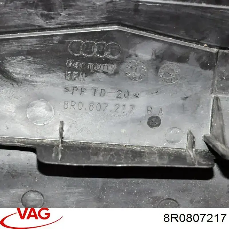 Conduto de ar (defletor) inferior do radiador VAG 8R0807217 preço, a partir de 16,22 USD