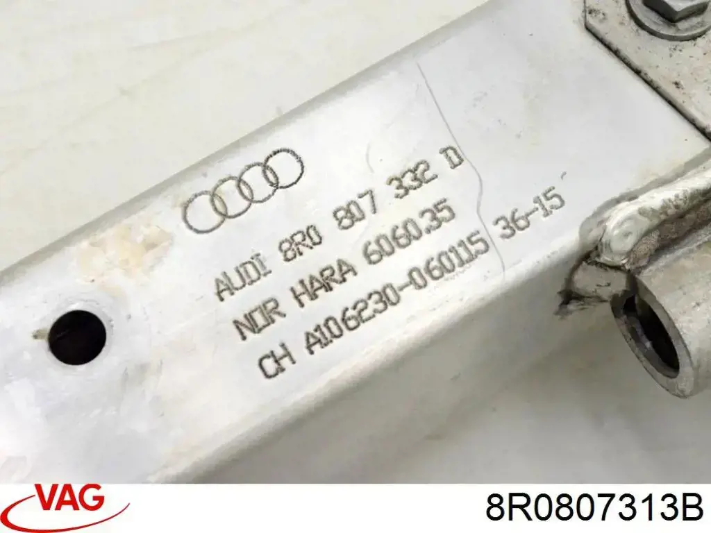 8R0807313B VAG Reforçador do pára-choque traseiro