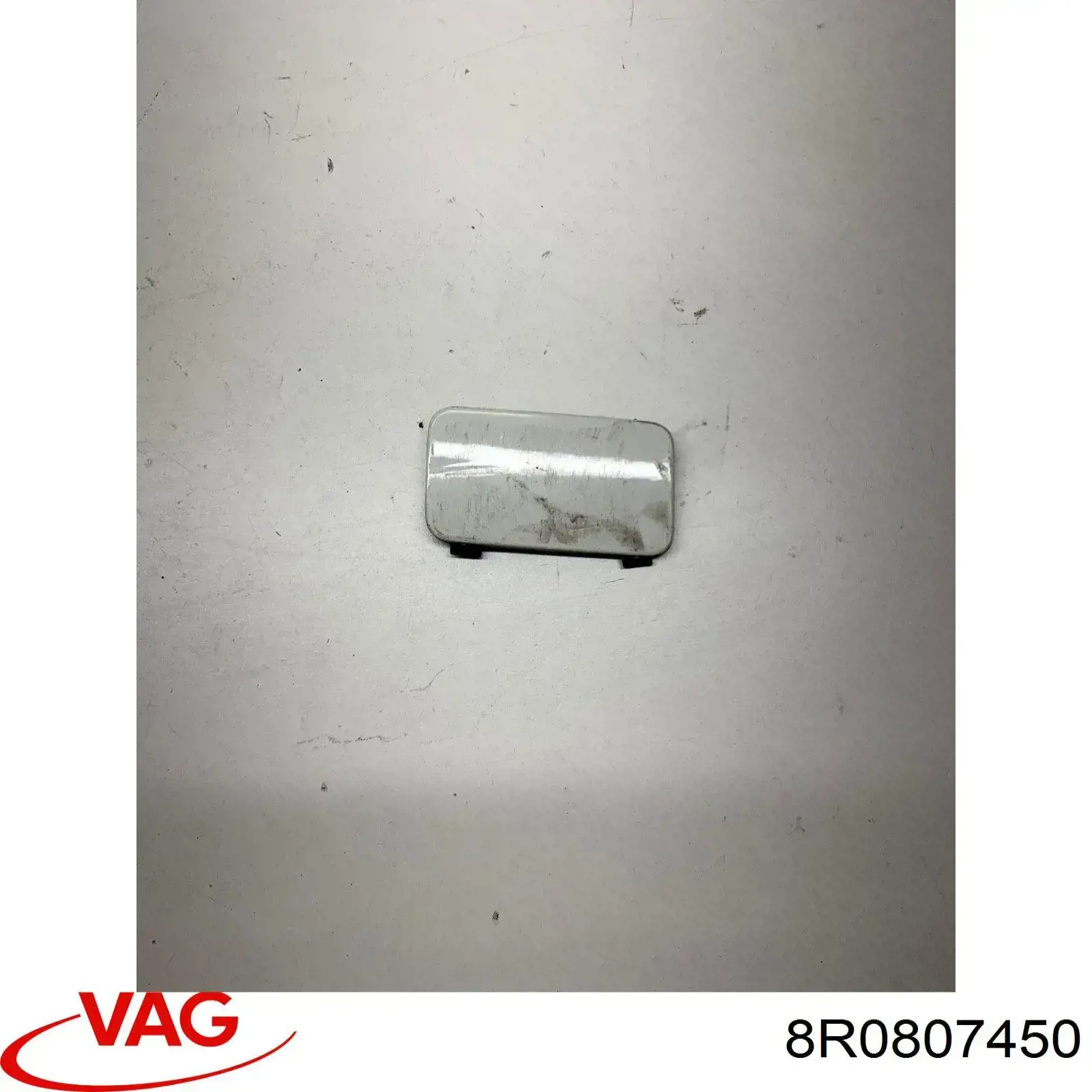 Tampão traseiro do pára-choque do gancho de reboque VAG 8R0807450 preço, a partir de 5,88 USD
