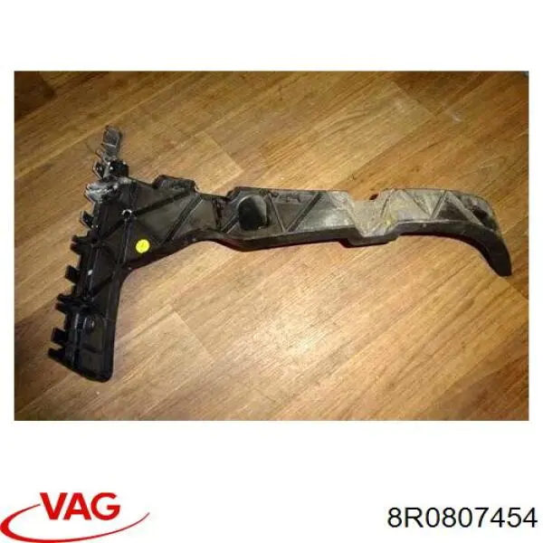 Compre 8R0807454 VAG Guia direita do pára-choque traseiro