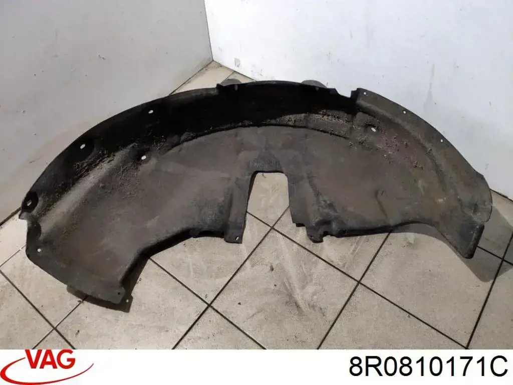 Guarda-barras do pára-lama traseiro esquerdo Prasco AD8203654 preço, a partir de 72,70 USD