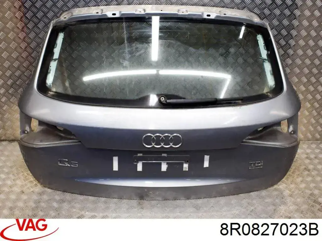 8R0827023B VAG Porta traseira (3ª/5ª porta-malas (tampa de alcapão)