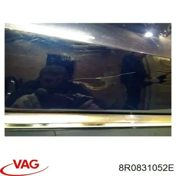 Compre 8R0831052E VAG Porta dianteira direita