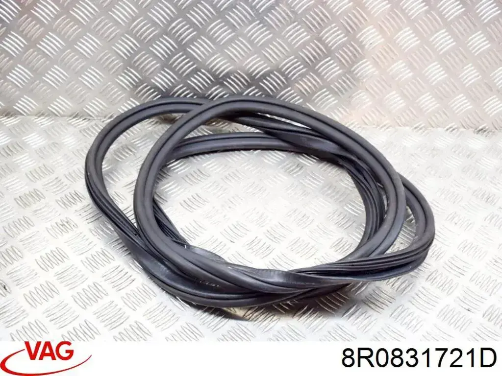8R0831721E VAG Compactador da porta dianteira (na carroçaria)