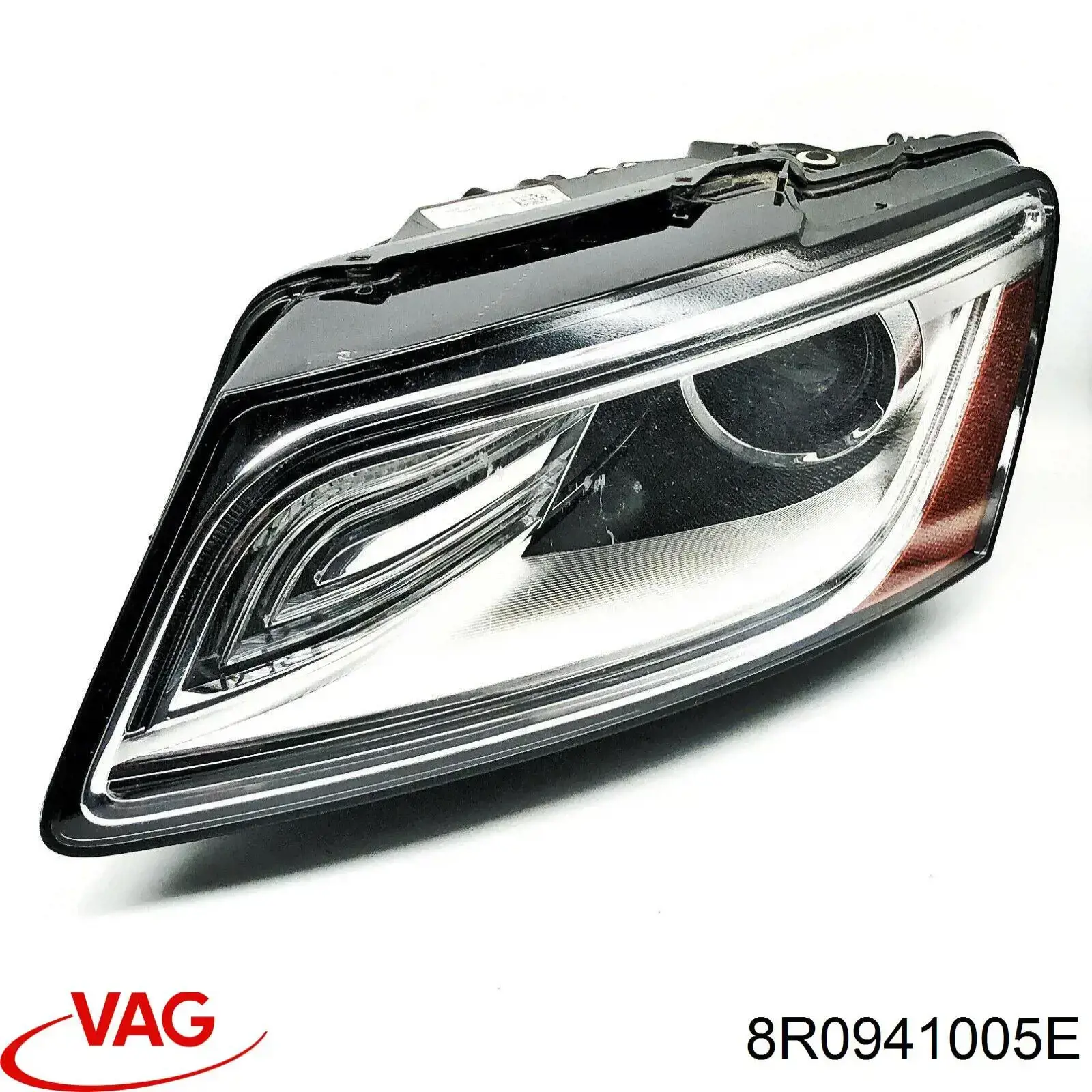 8R0941005E VAG Luz esquerda