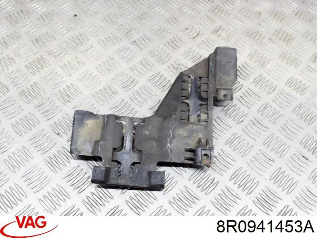 Consola (adaptador) de fixação da luz dianteira esquerda AND 30941147 preço, a partir de 21,17 USD