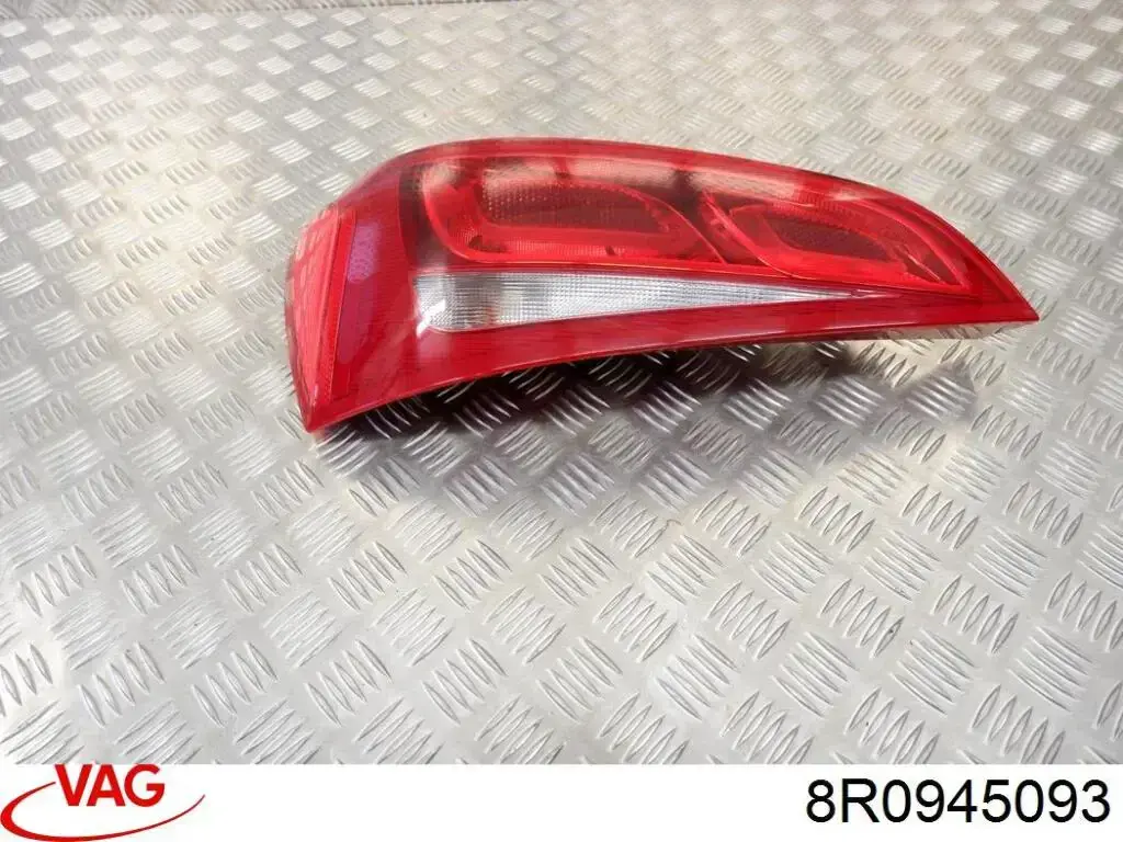 Compre 8R0945093 VAG Lanterna traseira esquerda