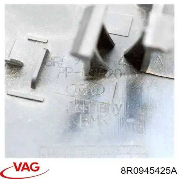 Compre 8R0945425A VAG Placa sobreposta debaixo de lanterna traseira esquerda