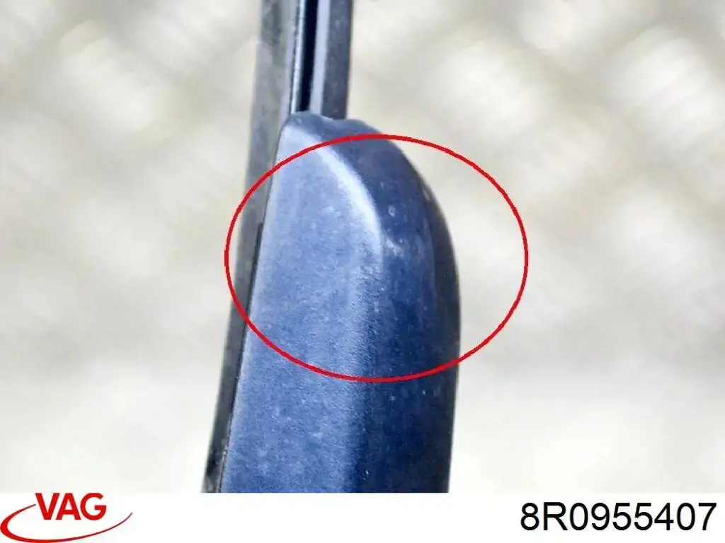 8R0955407 VAG Braço de limpa-pára-brisas de vidro traseiro