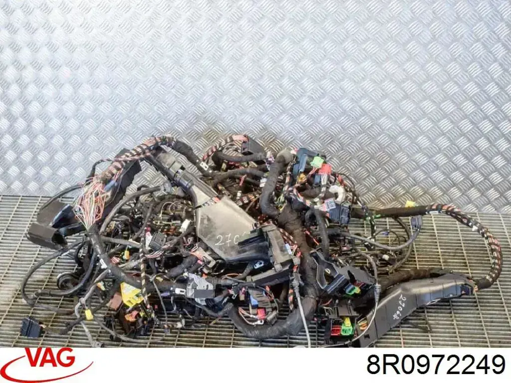 8R0972249 VAG 