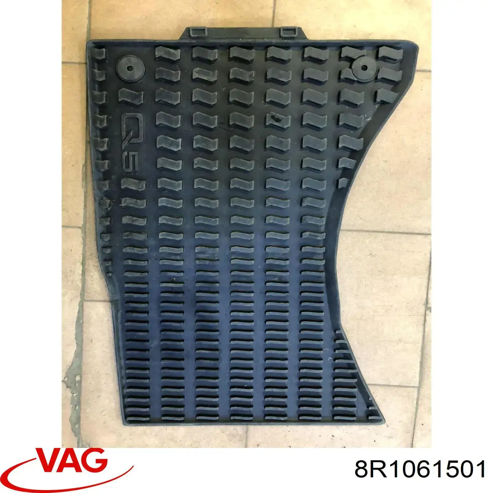 Compre 8R1061501 VAG Tapetes dianteiros + traseiros, kit