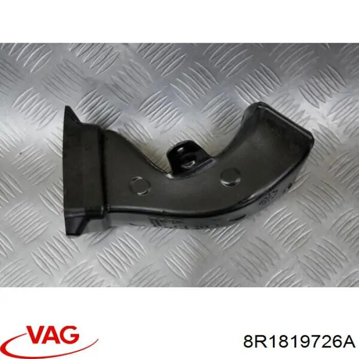 8R1819726A VAG Conduto de ar (distribuidor de ar para "painel de instrumentos") direito