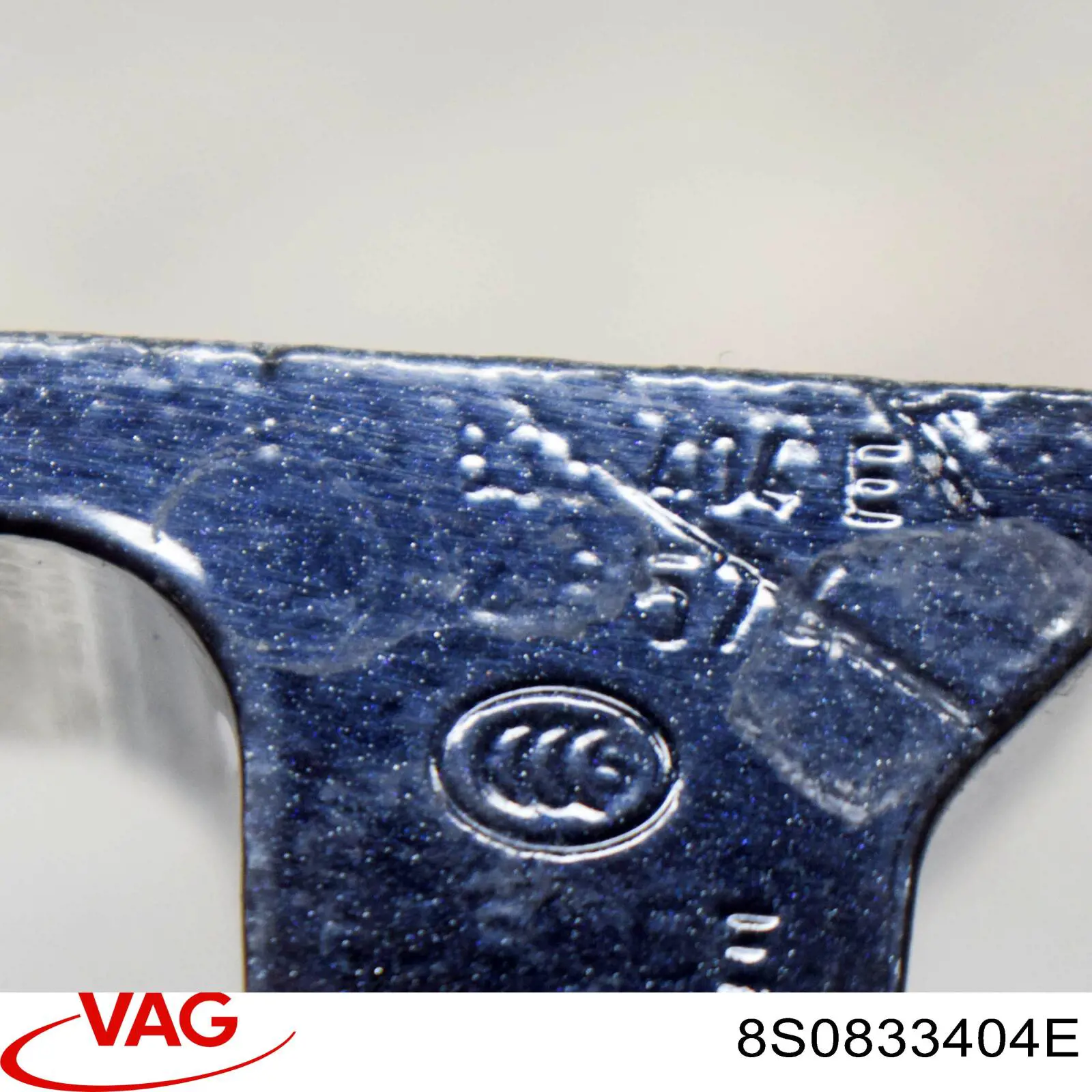 Gozno da porta dianteira direita VAG 8S0833404E preço, a partir de 59,86 USD