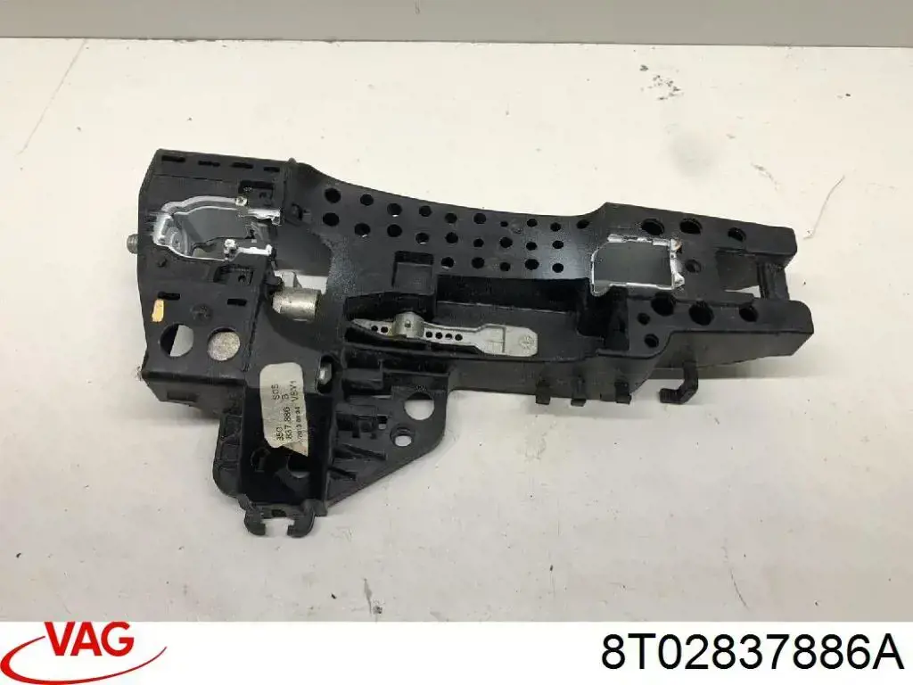  VAG 8T02837886A