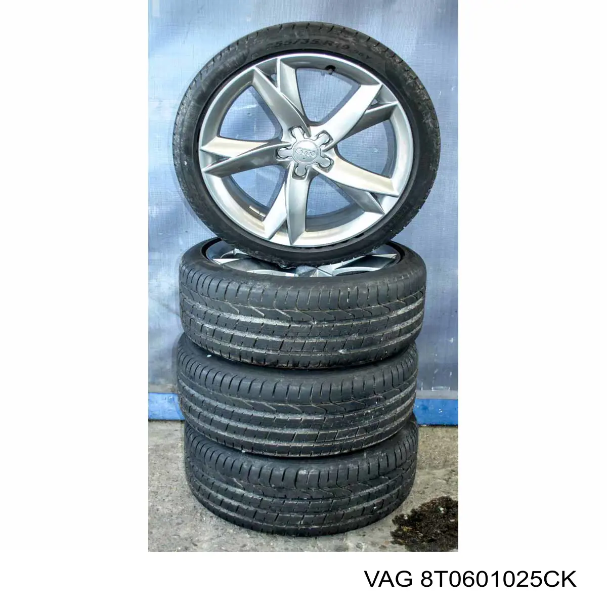 Discos de roda de aleação ligeira (de aleação ligeira, de titânio) VAG 8T0601025F preço, a partir de 323,13 USD