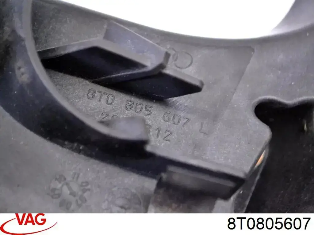 Compre PAD44122LO Signeda Consola (adaptador) de fixação da luz dianteira esquerda