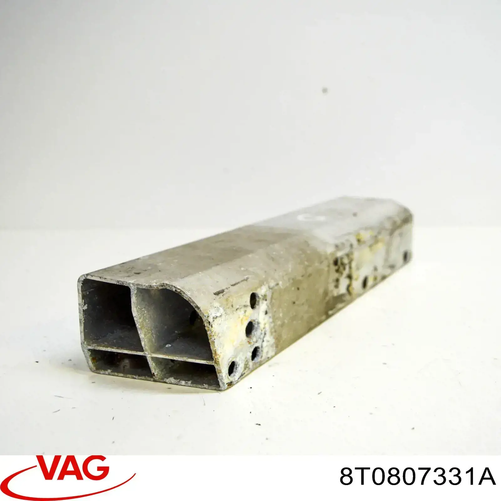 8T0807331A VAG Consola de reforçador do pára-choque traseiro