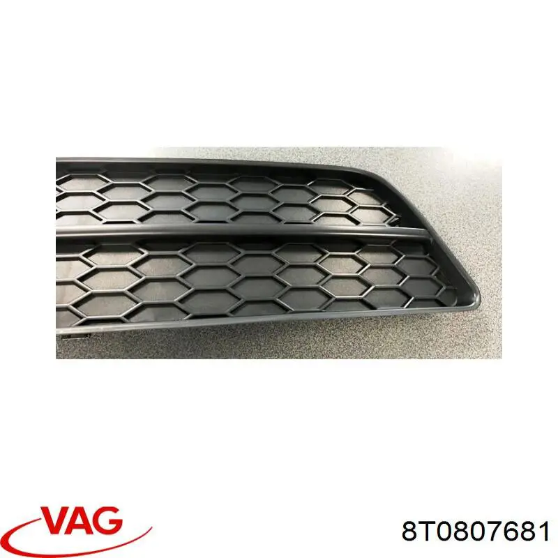 Grelha esquerda do pára-choque dianteiro VAG 8T0807681 preço, a partir de 47,85 USD