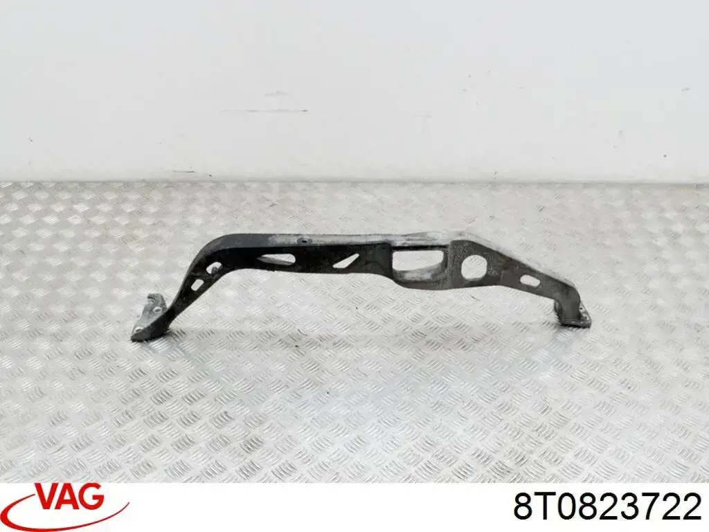 8T0823722 VAG 