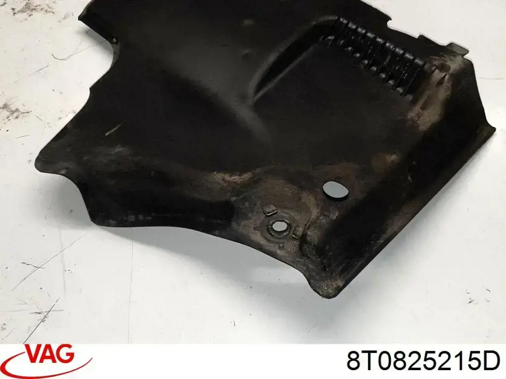 Compre 8T0825215D VAG Proteção de fundo traseira esquerda