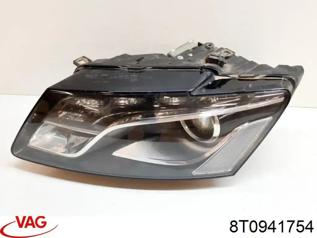 Luz direita VAG 8T0941754 preço, a partir de 592,36 USD
